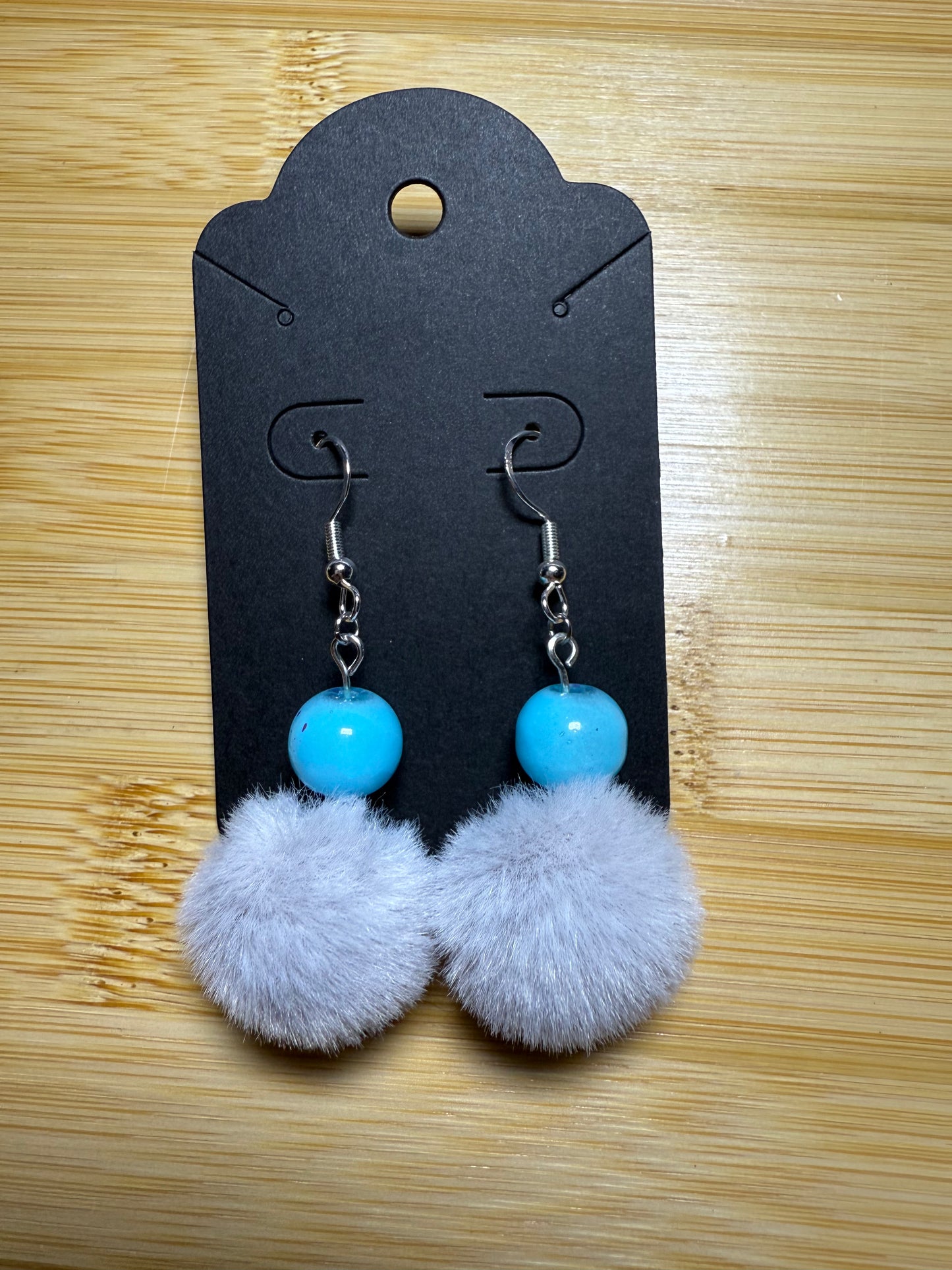 Pom Pom earrings
