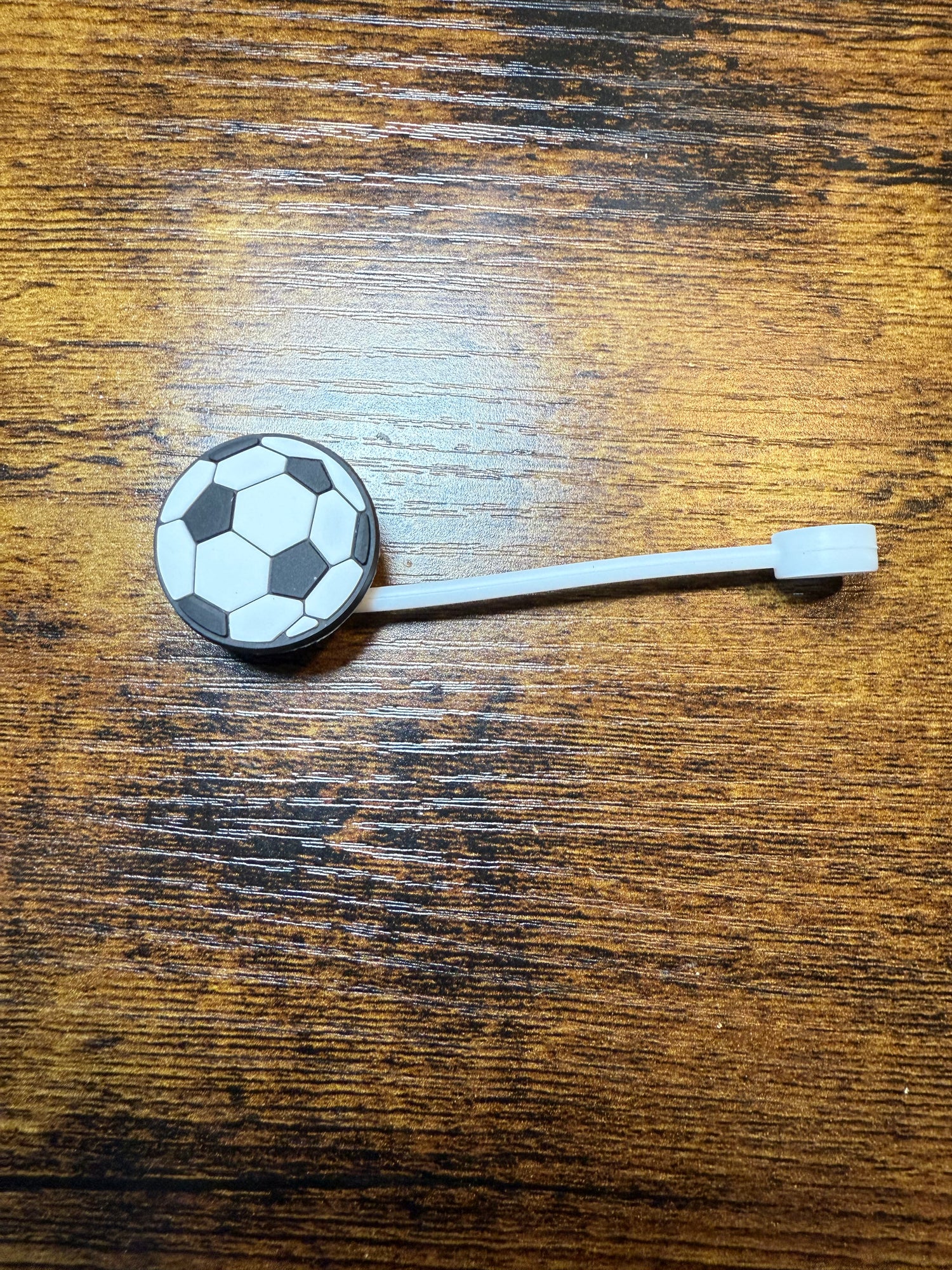 Cup toppers