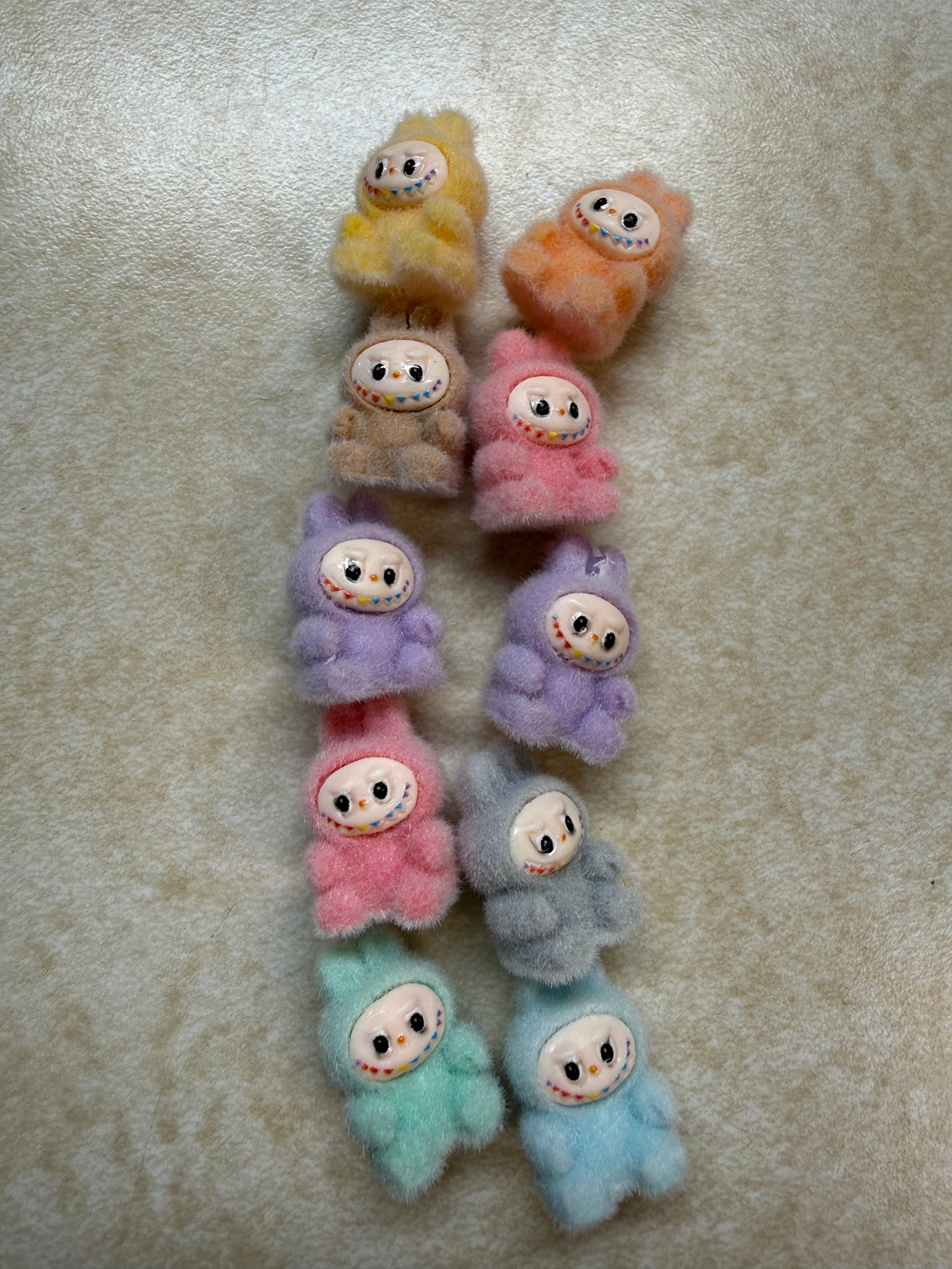 Mini Labubu